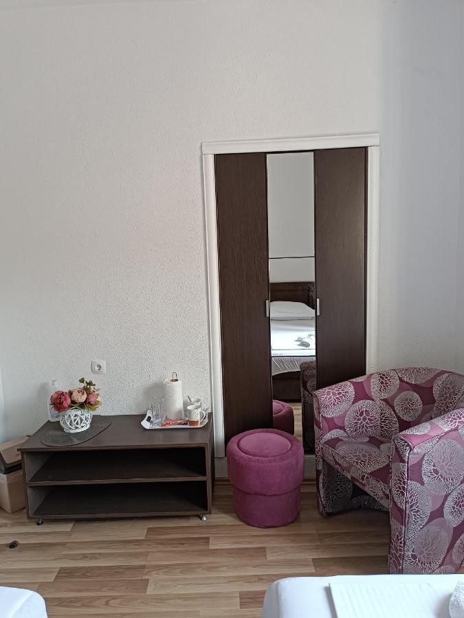 ホテル Nova Dvokrevetna Soba Sa Dva Odvojena Kreveta I Zajednickim Kupatilom コトル エクステリア 写真